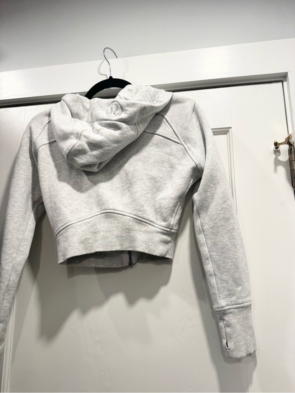 Lululemon Scuba Full Zip Cropped Hoodie Sz 2 Grey Athletic Activewear Gym Yoga - Picture 14 of 14